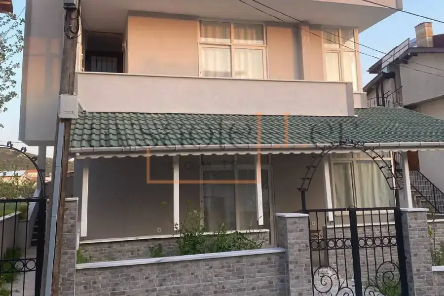 2+1 Sezonluk Kiralık Daire