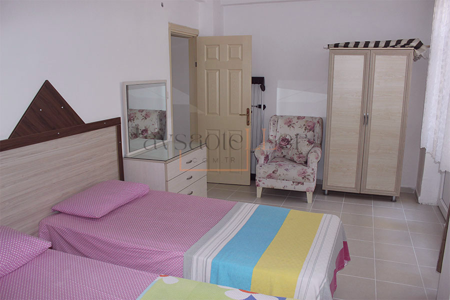 Mutlu Apart